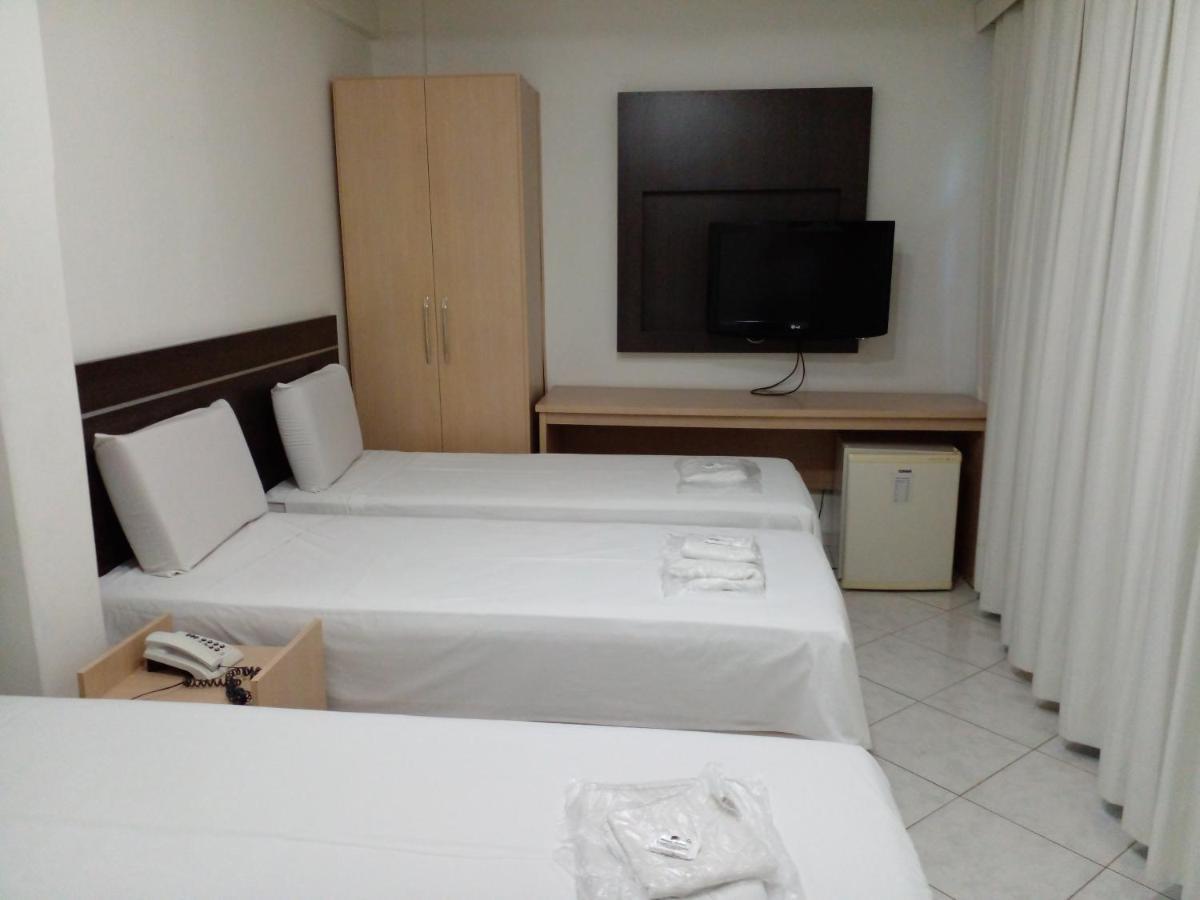 Hotel Minas Brasil Montes Claros Extérieur photo